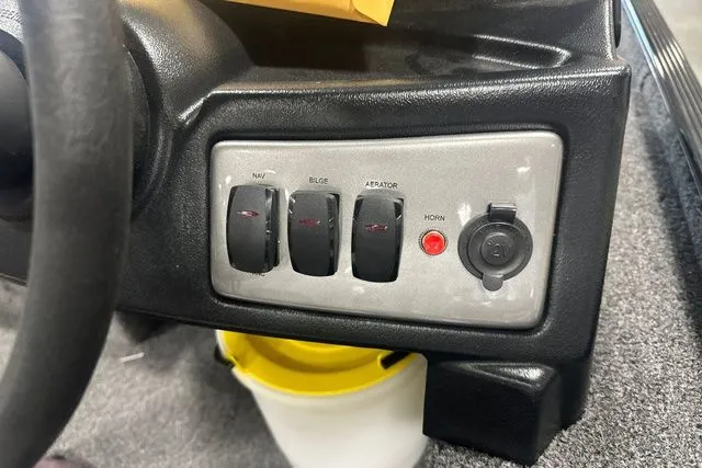 Slide: The Image of Crestliner Storm 2026 - 14