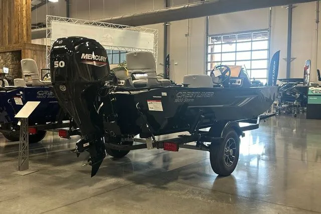 Slide: The Image of Crestliner Storm 2026 - 15