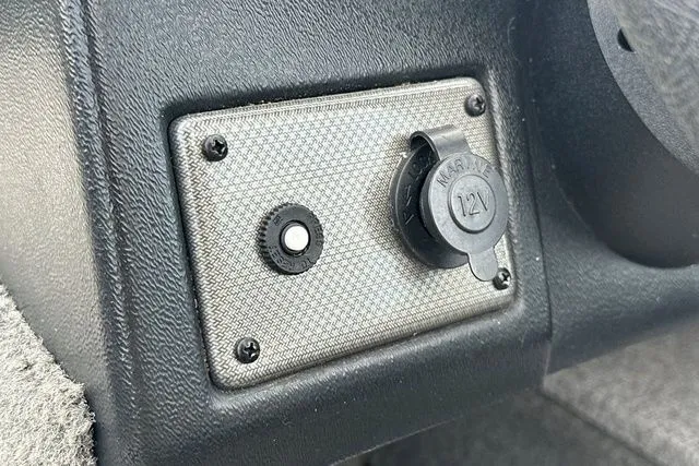 Slide: The Image of Alumacraft Classic 2020 - 19