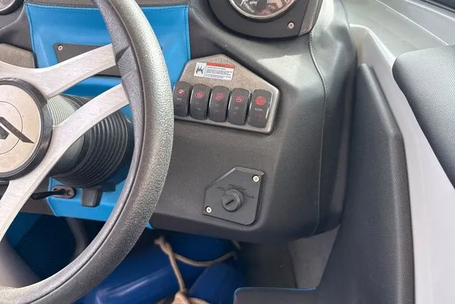 Slide: The Image of Supreme SUPREME 2017 - 21