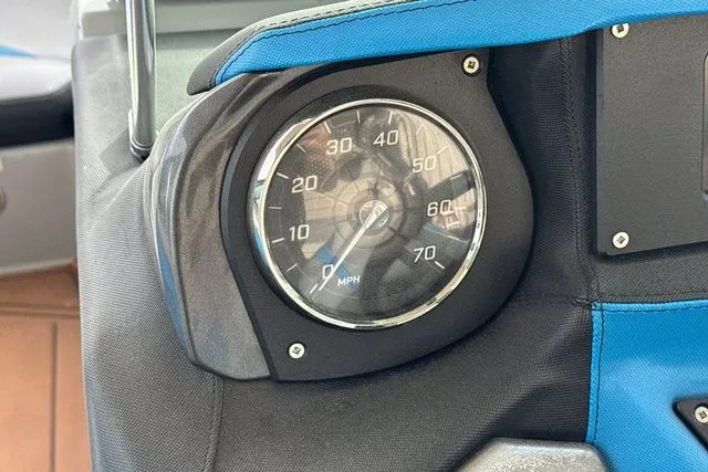 Slide: The Image of Supreme SUPREME 2017 - 7