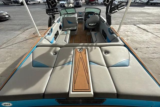 Slide: The Image of Supreme SUPREME 2017 - 8