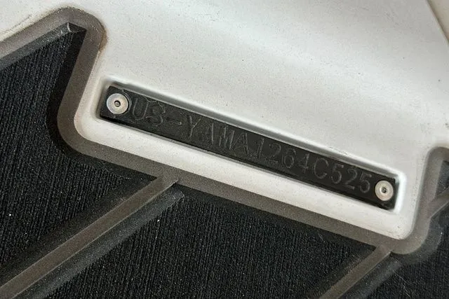 Slide: The Image of Yamaha FX CRUISER SVHO W/AUDIO-WHITE 2025 - 16