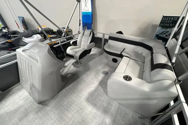 Slide: The Image of Trifecta SE 2025 - 10