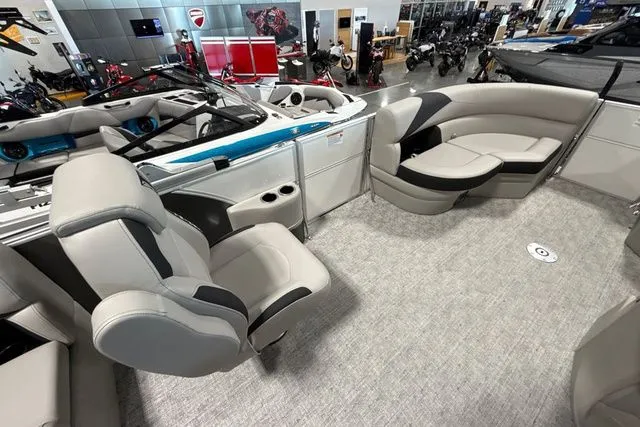 Slide: The Image of Trifecta LE 2026 - 12