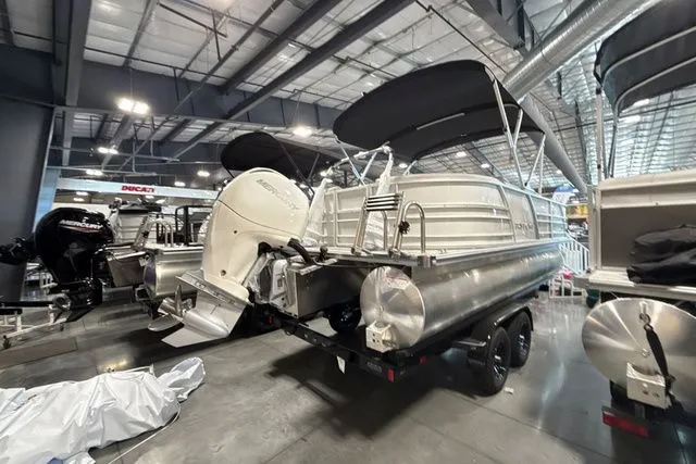 Slide: The Image of Trifecta LE 2026 - 17