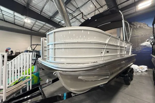 Slide: The Image of Trifecta LE 2026 - 5