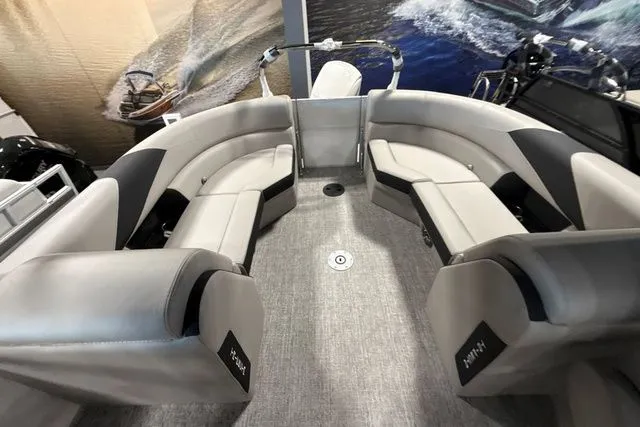 Slide: The Image of Trifecta LE 2026 - 9