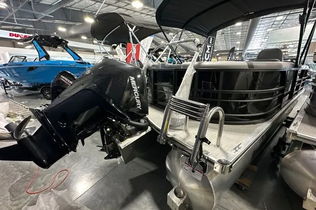 Slide: The Image of Trifecta 22RF CS 2.75 2026 - 18