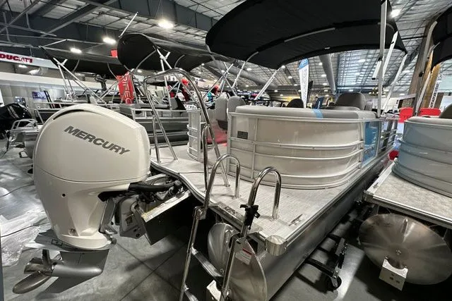 Slide: The Image of Trifecta 22E CS 2.75 2026 - 16