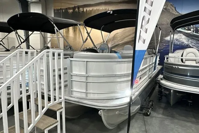 Slide: The Image of Trifecta 22E CS 2.75 2026 - 4