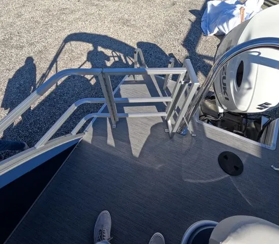 Slide: The Image of Sweetwater Xperience 2286 SSFLX In Stock 2026 - 14