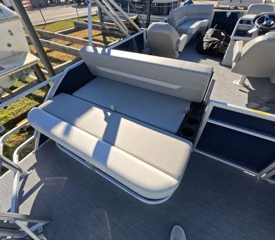 Slide: The Image of Sweetwater Xperience 2286 SSFLX In Stock 2026 - 15