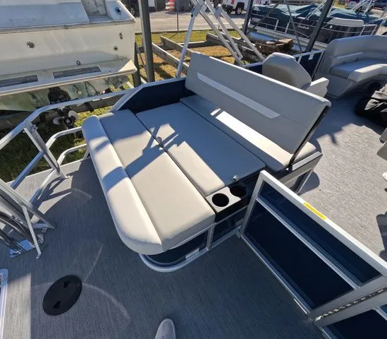 Slide: The Image of Sweetwater Xperience 2286 SSFLX In Stock 2026 - 17