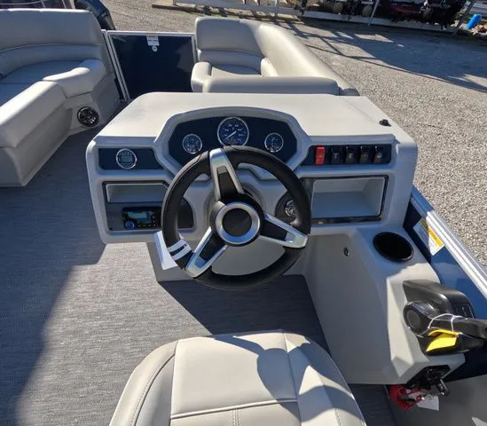 Slide: The Image of Sweetwater Xperience 2286 SSFLX In Stock 2026 - 25