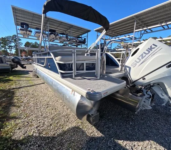 Slide: The Image of Sweetwater Xperience 2286 SSFLX In Stock 2026 - 8