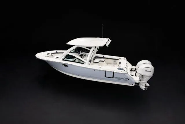 Slide: The Image of Robalo R277 Dual Console 2026 - 2