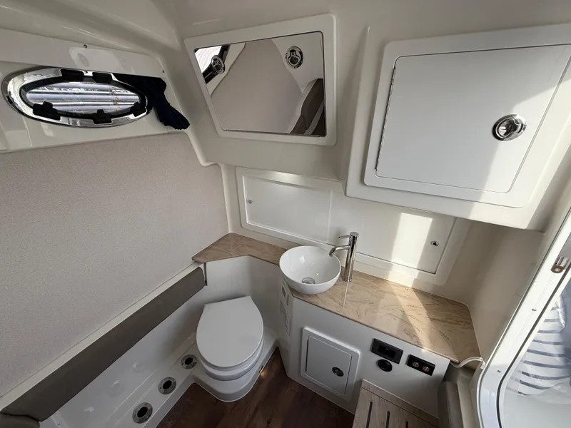 Slide: The Image of Regulator Marine 35 2025 - 101