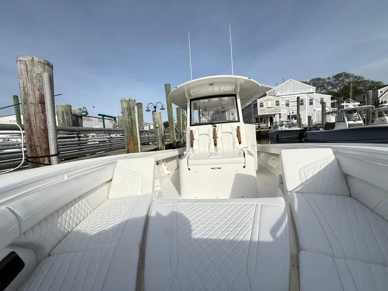 Slide: The Image of Regulator Marine 35 2025 - 76