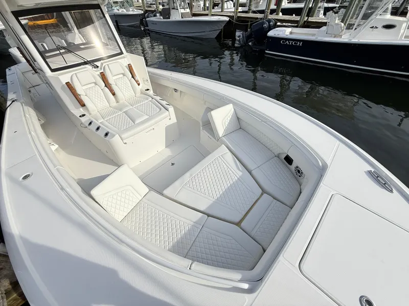 Slide: The Image of Regulator Marine 35 2025 - 77