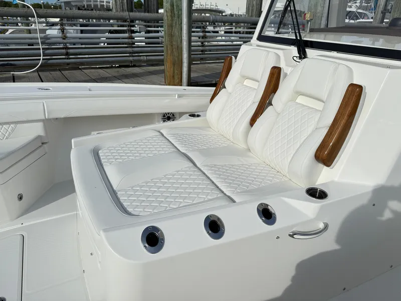 Slide: The Image of Regulator Marine 35 2025 - 88