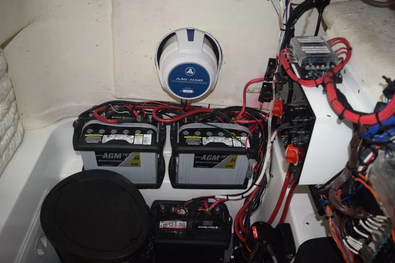 Slide: The Image of Electrical system of 2022 Aquasport 2300 Center Console with AGM batteries and wiring. - 34