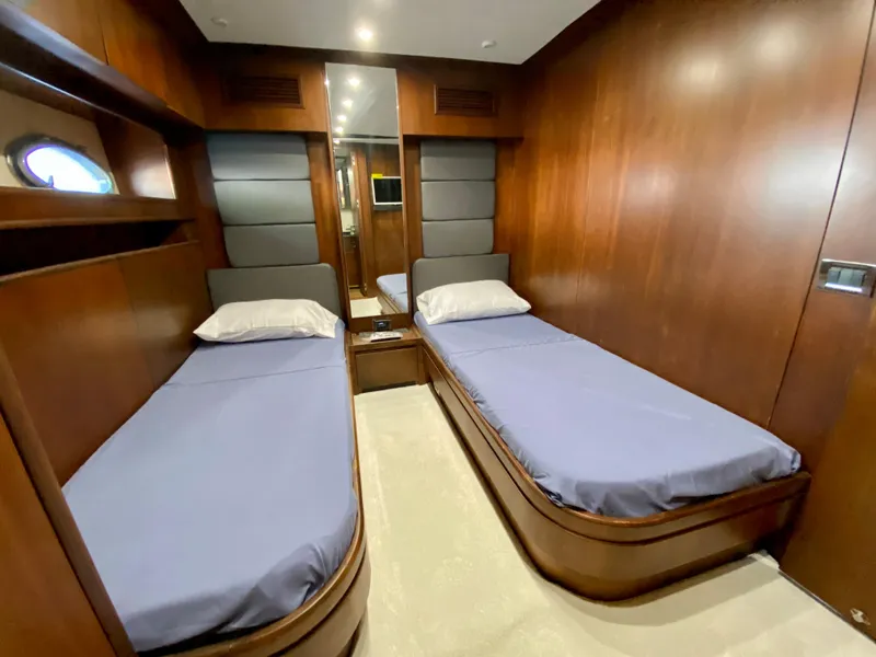 Slide: The Image of Rodriquez 80 Widebody 2007 - 61