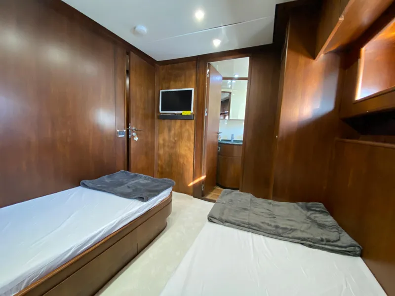 Slide: The Image of Rodriquez 80 Widebody 2007 - 67