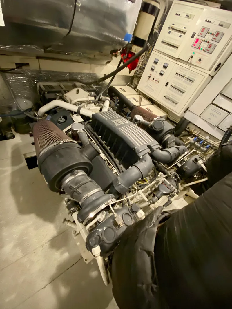 Slide: The Image of Rodriquez 80 Widebody 2007 - 83