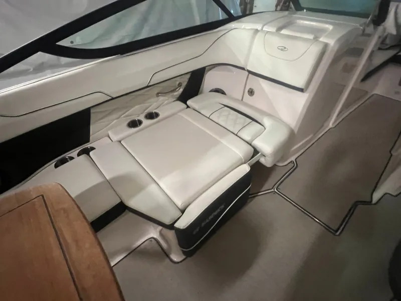 Slide: The Image of 2021 Regal 22 Fasdeck 16 - 16