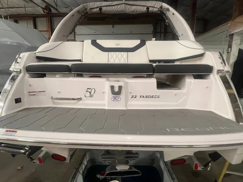 Slide: The Image of 2021 Regal 22 Fasdeck 7 - 7