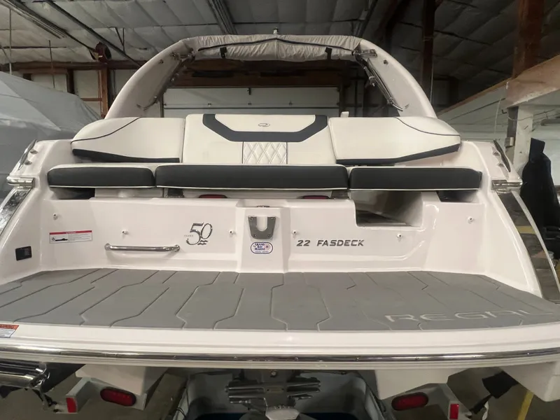 Slide: The Image of 2021 Regal 22 Fasdeck 8 - 8