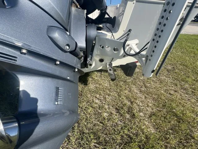 Slide: The Image of Tidewater 1800 Bay Max 2018 - 12