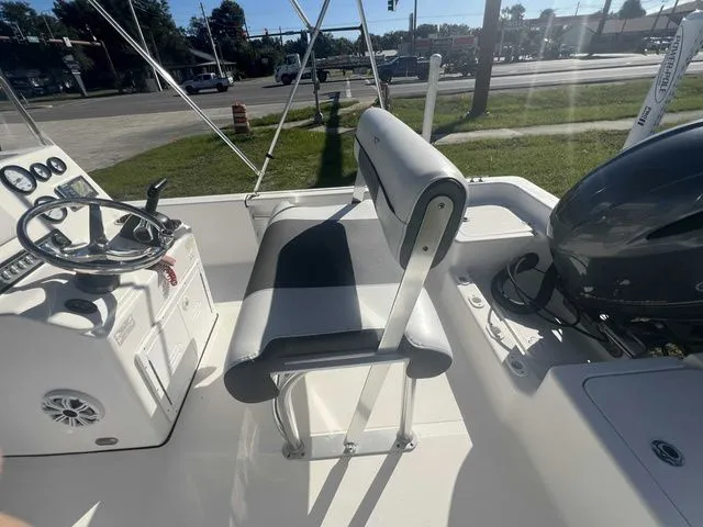 Slide: The Image of Tidewater 1800 Bay Max 2018 - 24