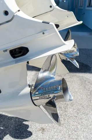 Slide: The Image of Grady-White 281 Coastal Explorer 2026 - 7