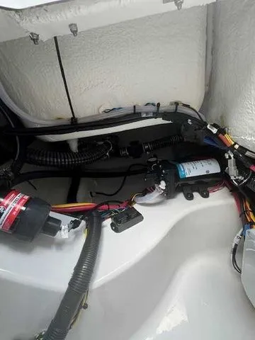 Slide: The Image of Sportsman Masters 267OE Bay Boat 2025 - 20