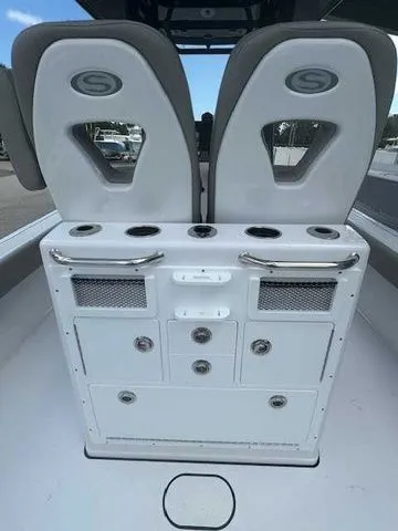 Slide: The Image of Sportsman Masters 267OE Bay Boat 2025 - 21