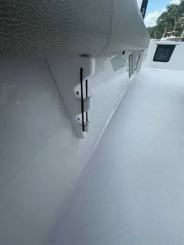 Slide: The Image of Sportsman Masters 267OE Bay Boat 2025 - 62