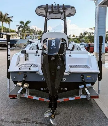 Slide: The Image of Tidewater 210 LXF 2024 - 20