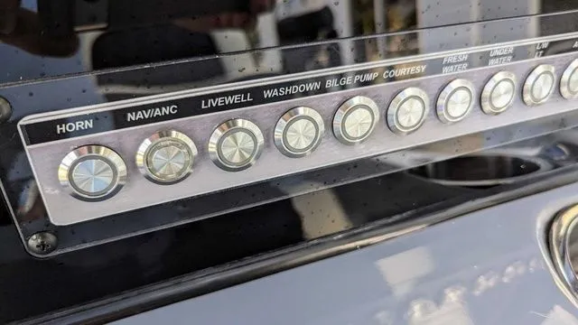 Slide: The Image of Tidewater 210 LXF 2024 - 26