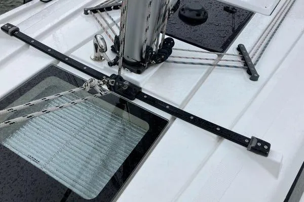 Slide: The Image of 2017 Hanse 315 sailboat deck with rigging and hatch details. - 14