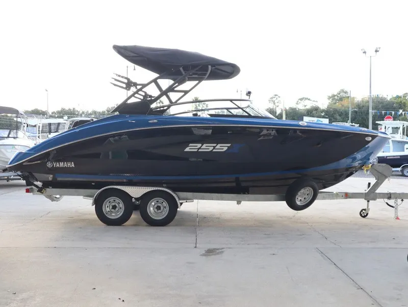 Slide: The Image of Yamaha 255XD 2026 - 3