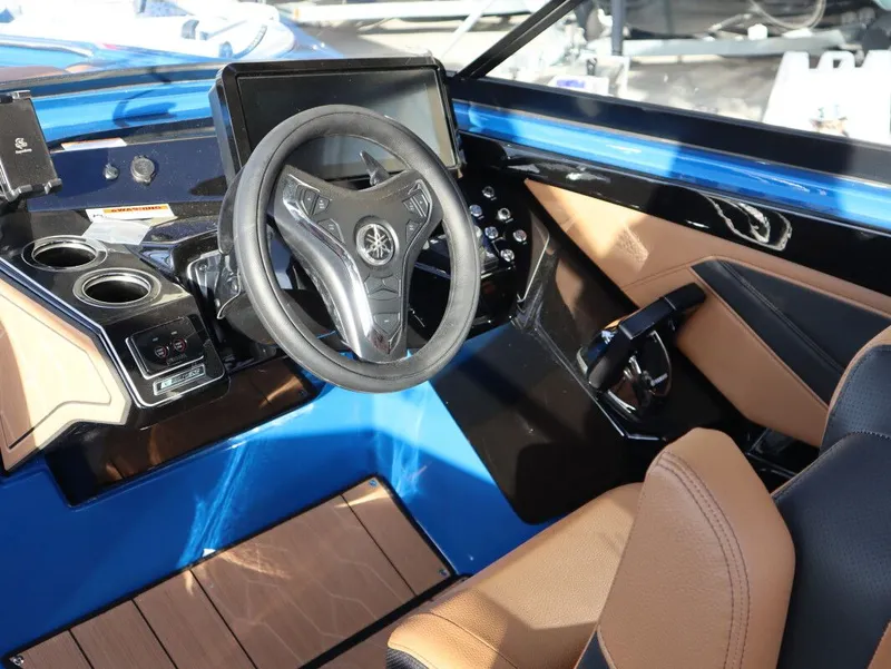 Slide: The Image of Yamaha 255XD 2026 - 6