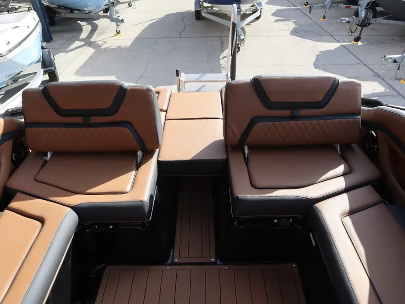 Slide: The Image of Yamaha 275SD 2026 - 14