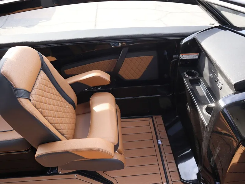 Slide: The Image of Yamaha 275SD 2026 - 22