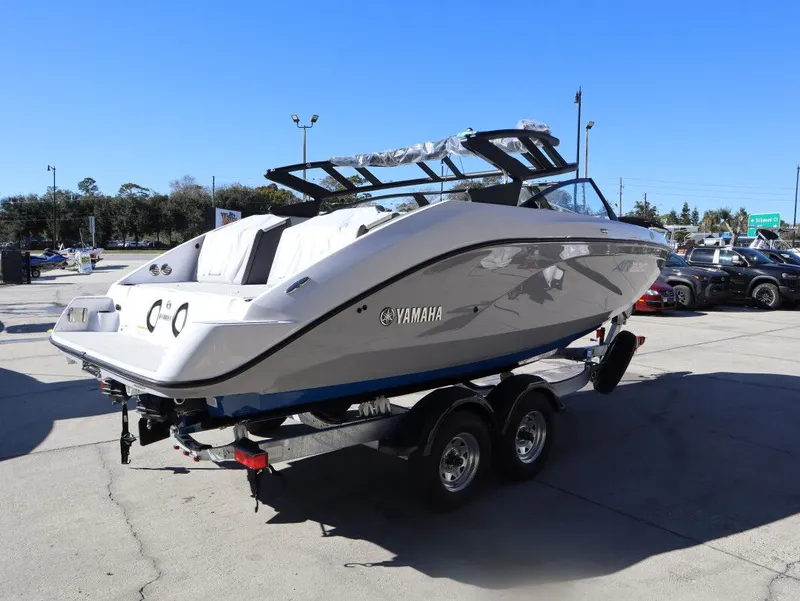 Slide: The Image of Yamaha AR220 2026 - 7