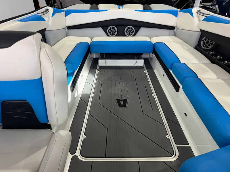 Slide: The Image of Axis A24 2019 - 22