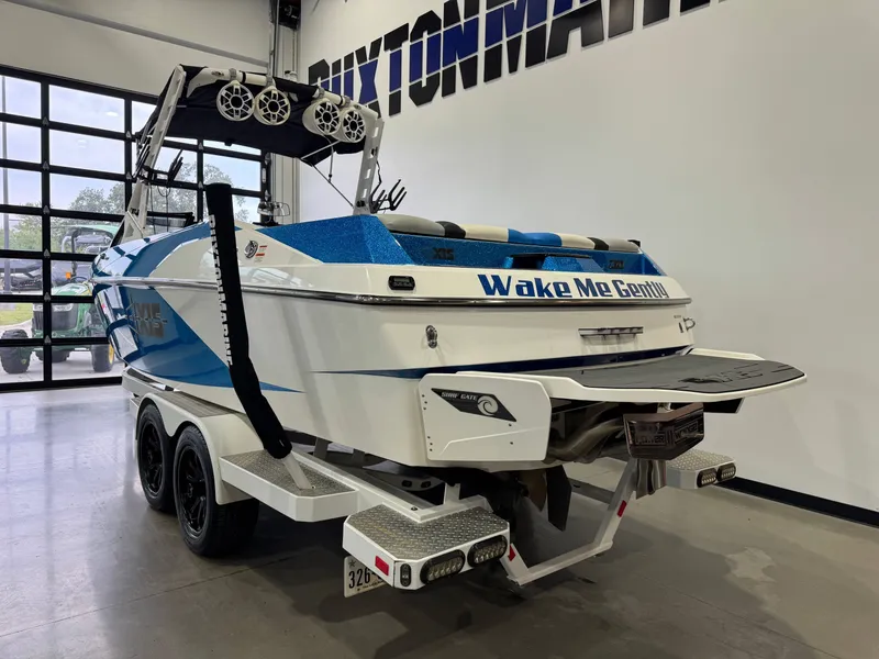 Slide: The Image of Axis A24 2019 - 5