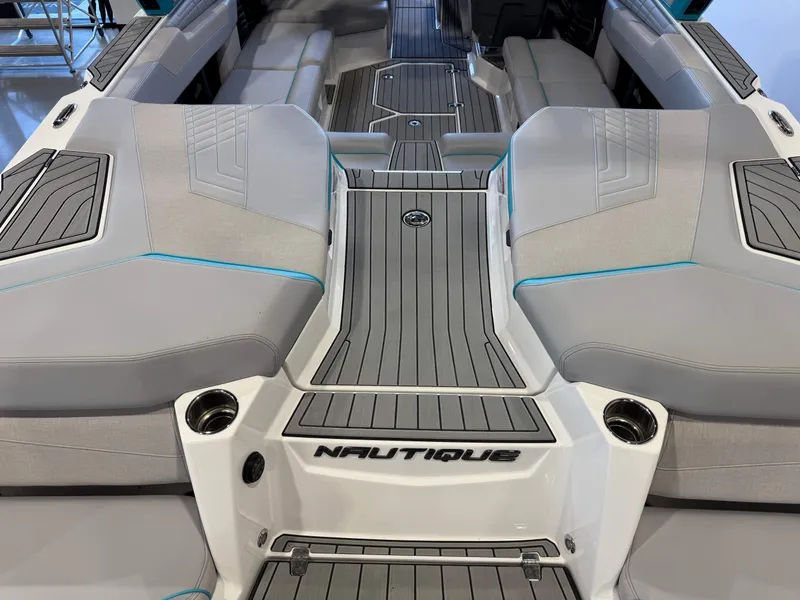 Slide: The Image of Nautique Super Air Nautique G23 2024 - 11