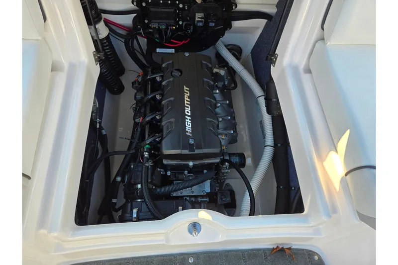 Slide: The Image of 2018 Yamaha SX190 boat engine compartment with high output engine. - 22